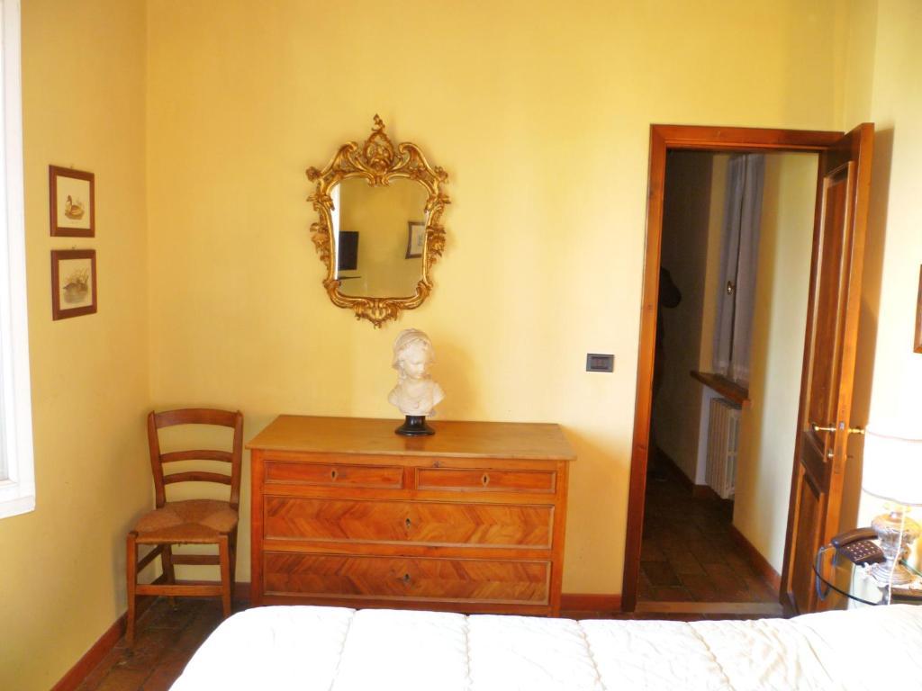 Locanda Di Villa Torraccia Pesaro Ruang foto